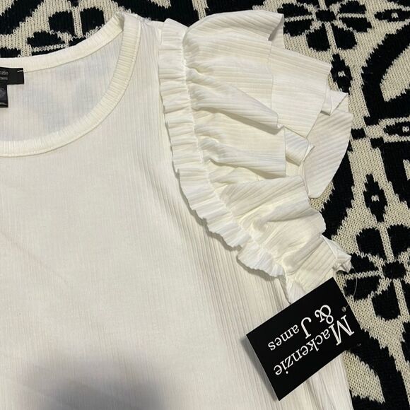 NWT- Mackenzie & James- L - Picture 4 of 7